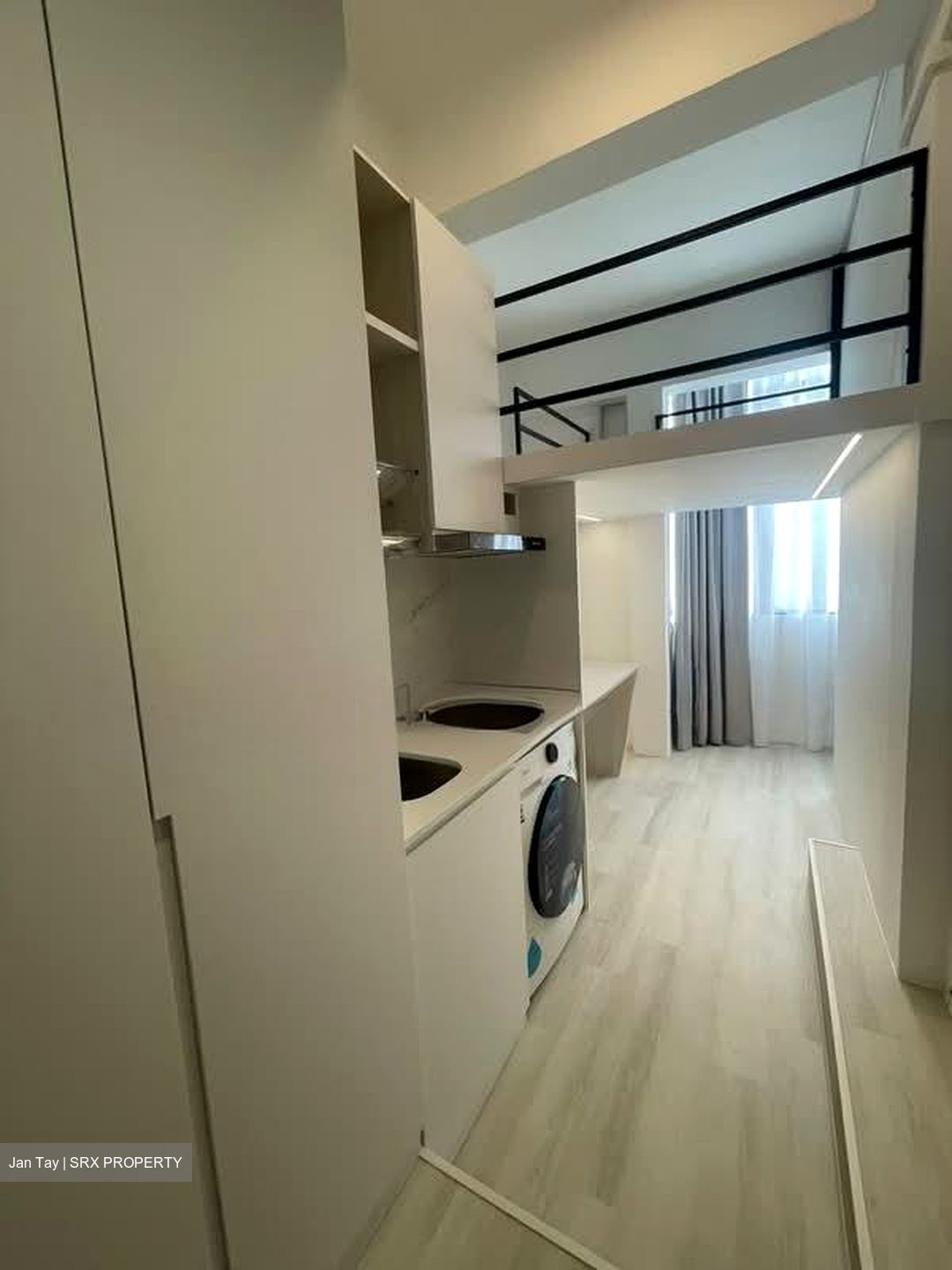 East Coast Road (D15), Apartment #584154951